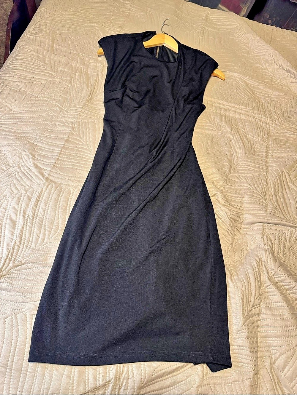 Privy Black Midi Dress Size Large, Like New